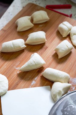 Çin mutfağında buğulanmış çörek yapmak için küçük bir para.