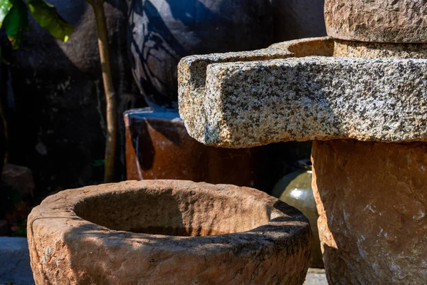 Close Moinho Pedra Tradicional Jardim Chinês — Fotografia de Stock