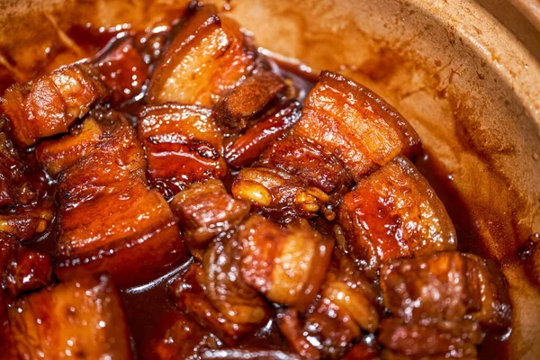 Крупный План Вкусной Соблазнительной Китайской Традиционной Тушеной Свинины — стоковое фото