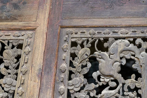 Velhas Portas Escultura Madeira Mogno Janelas Arquitetura Chinesa Antiga — Fotografia de Stock