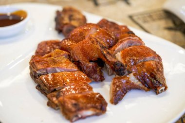 Lezzetli geleneksel Guangxi yemeği, kızarmış bıçaklı ördek.