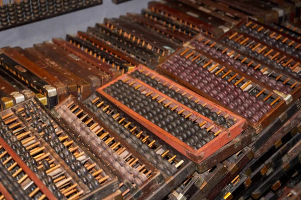 Geleneksel Çin ahşap abaküs yığını.