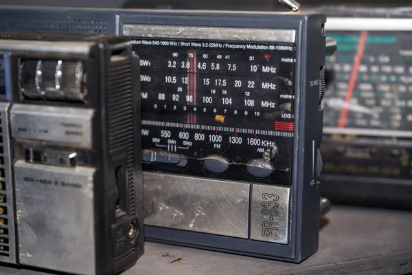 Close Old Retro Traditional Radio Regulator — Stock Photo, Image