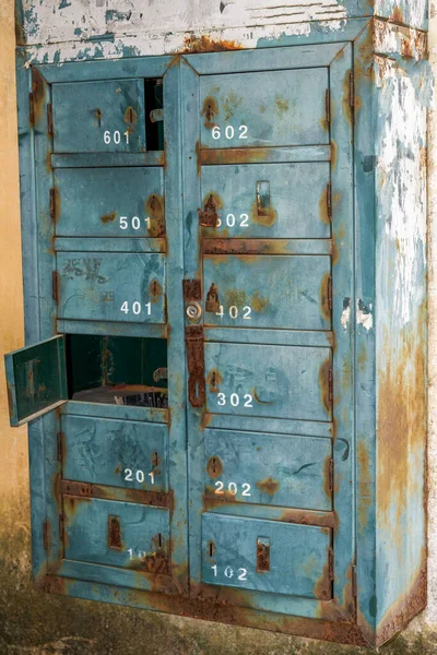 Old Green Metal Mailbox Cabinet — Stockfoto