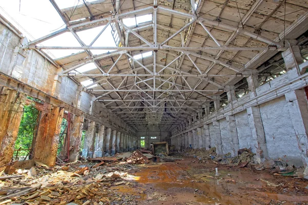 Interior Edifício Abandonado Fábrica Armação Aço Área Industrial — Fotografia de Stock