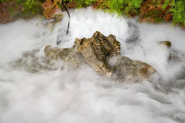 Mist Pool Water Rockery Garden — Foto Stock