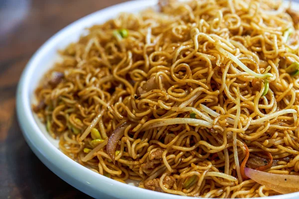Plate Delicious Hong Kong Style Fried Noodles Soy Sauce — Stok Foto