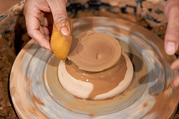 Craftsmen Pottery Shop Making Clay Pottery — Fotografia de Stock