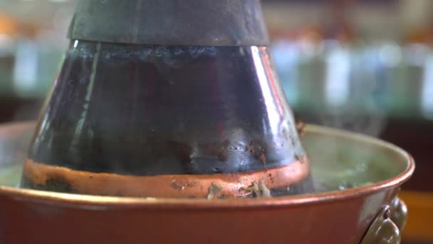 Two People Eating Old Beijing Hot Pot Mutton Copper Pot — Vídeo de stock