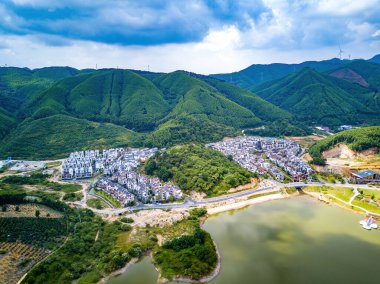 Luxury villa real estate project located in the outdoor mountains