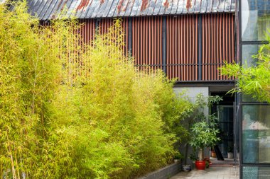 Japon mimari tarzı tuğla çatı