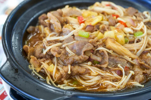 Deliciosos Pratos Chineses Flammulina Fatty Beef — Fotografia de Stock