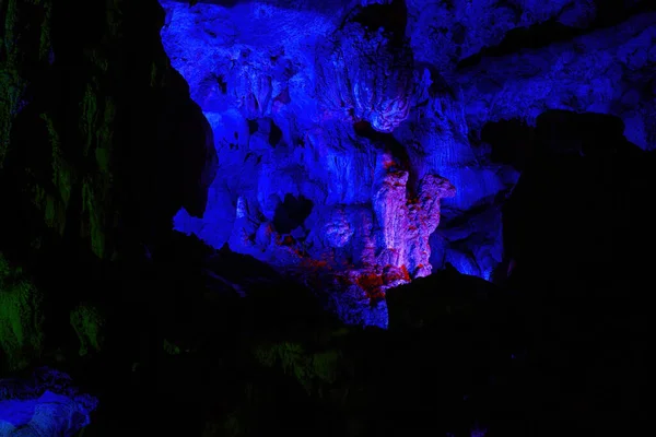 Природные Пещеры Сталактиты Илиньяне Наньнине Гуанси Китай — стоковое фото