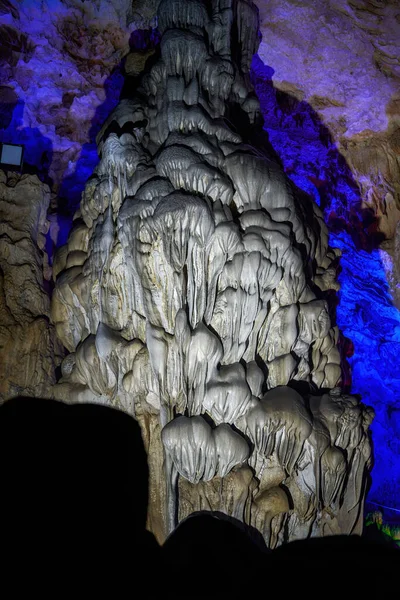 Природні Печери Сталактити Їлінґяні Наннінґ Гуансі Китай — стокове фото
