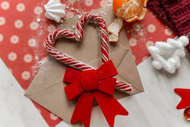 Yeni yılın rahat Noel dekoru, rahat atmosfer