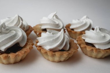 cupcakes with cream, cakes for the holiday