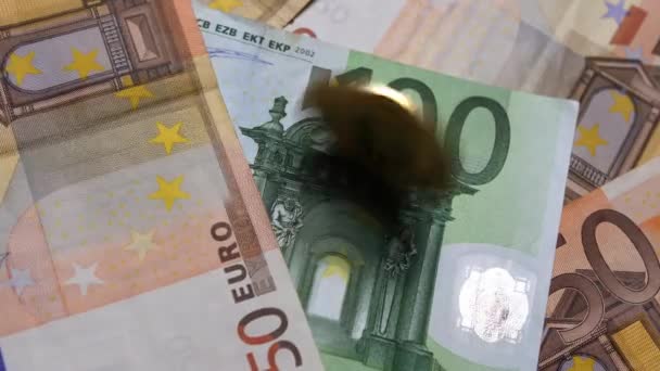 Bitcoin Criptomoneda Bitcoins Oro Dinero Real Moneda Euro Imágenes Alta — Vídeos de Stock