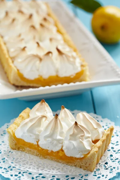 Torta de merengue de limão — Fotografia de Stock