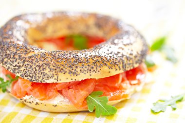 füme balığı ve simit