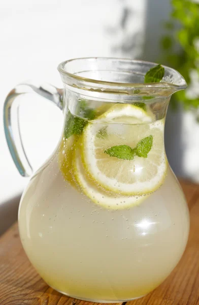 Fresh cold ginger lemonade with ice — Stock Photo, Image