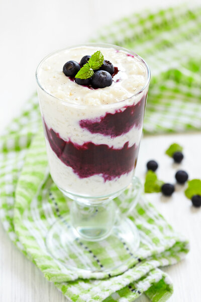 Rice pudding with blueberry