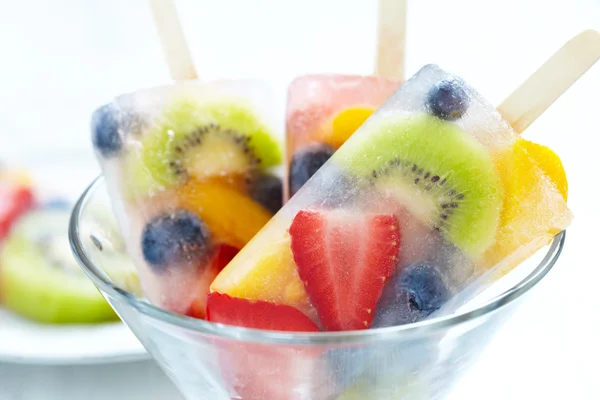 Fruity popsicle sticks — Stock Photo, Image