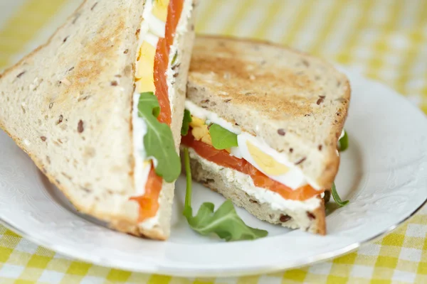 Sandwich with smoked salmon — Stock Photo, Image