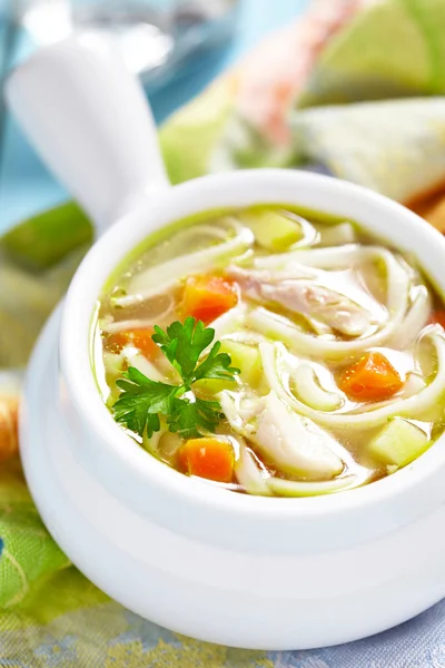 Zuppa di noodle di pollo — Foto Stock