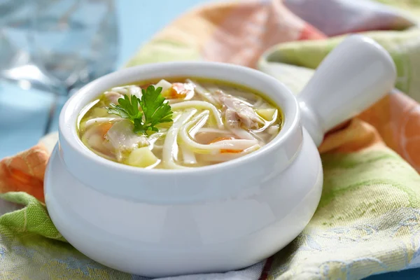 Sopa de macarrão de frango — Fotografia de Stock