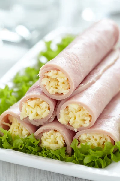 Ham rolls stuffed with cheese and garlic — Stock Photo, Image