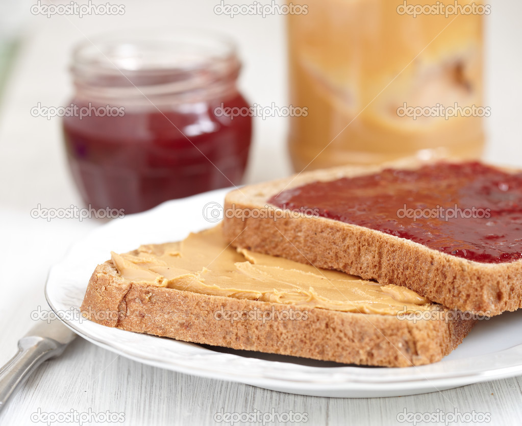Peanut butter and jelly sandwich — Stock Photo © Odelinde 30522533