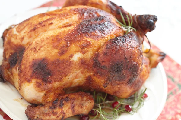 Volles gebratenes Hühnchen — Stockfoto