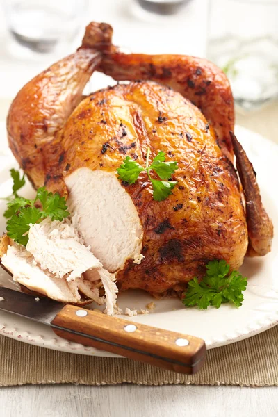 Volles gebratenes Hühnchen — Stockfoto