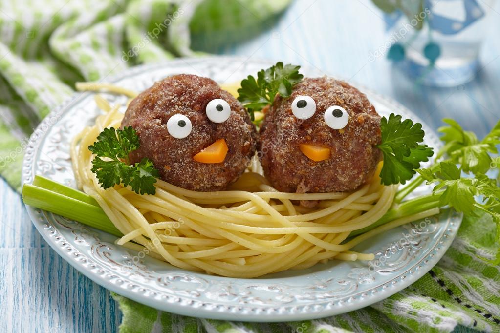 Spaghetti with meatballs for kids — Stock Photo © Odelinde 42675719