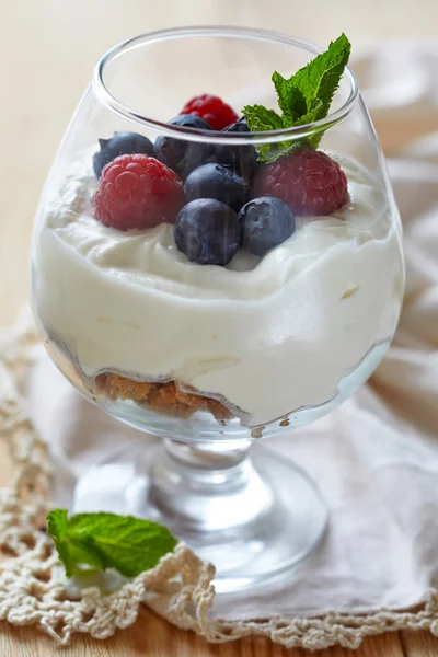 Trifle di bacche — Foto Stock