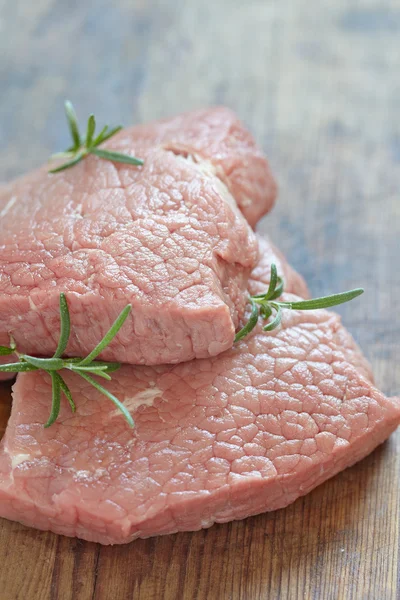 Raw veal meat — Stock Photo, Image