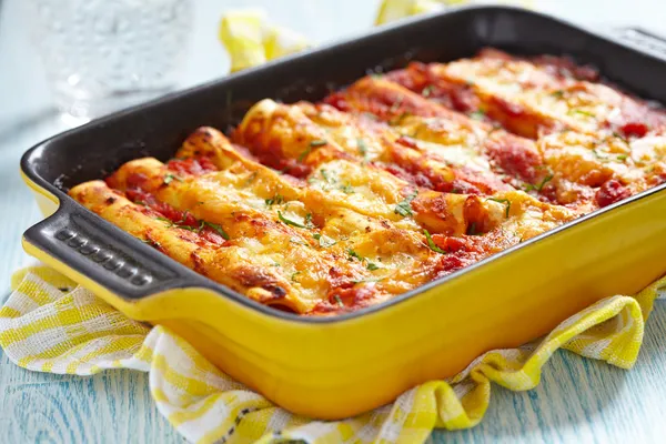 Cannelloni with meat — Stock Photo, Image