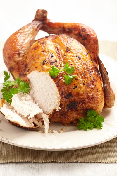 Volles gebratenes Hühnchen — Stockfoto