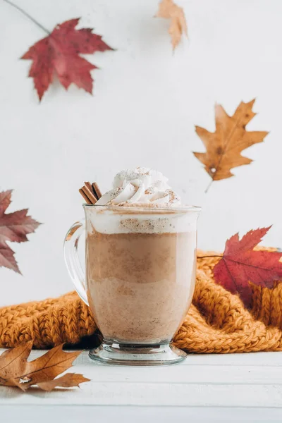 Latte speziato alla zucca — Foto Stock