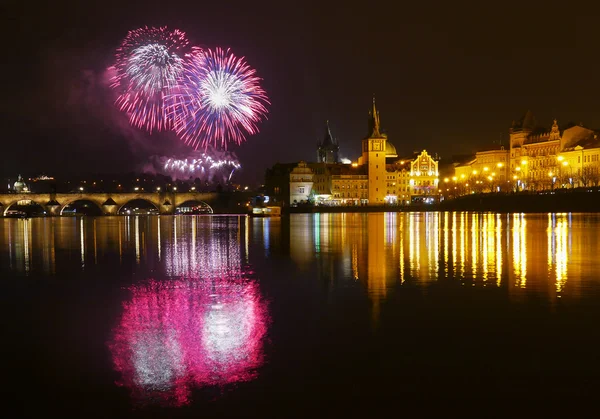 Fireworks yeni yıl — Stok fotoğraf