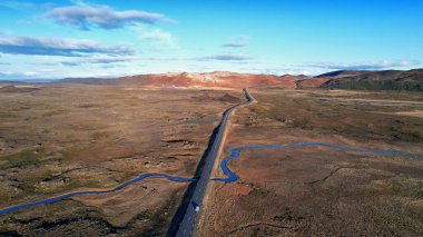 İzlanda. Yukarıdan İzlanda 'nın soyut manzarası
