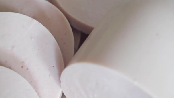Haşlanmış Sosis Parçaları Yakın Çekim Video Yemekler Dönüyor — Stok video