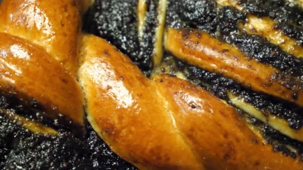 Reçelli Çörek Haşhaş Tohumları Yakın Çekim Video — Stok video