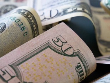 Kapanışta 50 dolar değerinde banknotlar. Amerikan kağıt parası.