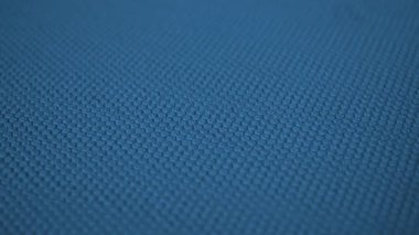 Kabartmalı lacivert renk dokusu. Renkli bir yüzeyde geometrik desen.