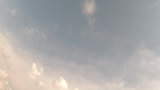 Przezroczyste Chmury Czystym Niebie Nagranie Timelapse Miejsce Tekst Przestrzeń Kopiowania — Wideo stockowe