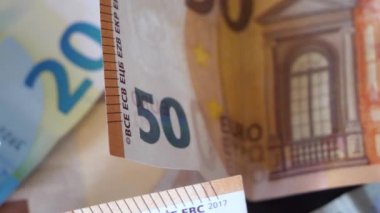 Kağıt paranın son derece detaylı bir görüntüsü. Avrupa Birliği 'nin para birimi.