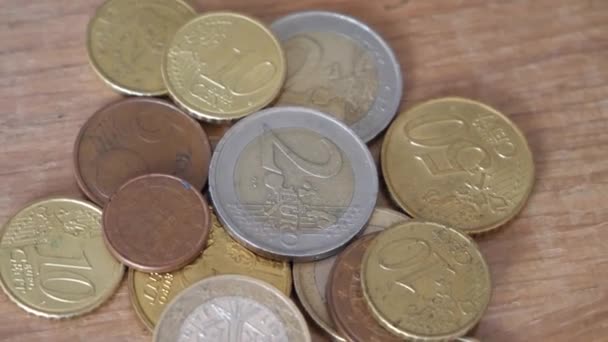 Variety Metal Coins European Union Rotating Wooden Surface European Coins — Stockvideo