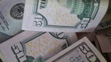 Amerikan dolarları, yakın çekim videoları. Amerikan kağıt parası, 4K çözünürlük