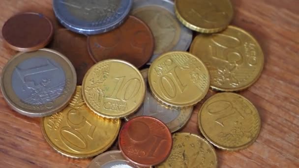 Ποικιλία Μεταλλικών Νομισμάτων Της Ευρωπαϊκής Ένωσης — Αρχείο Βίντεο